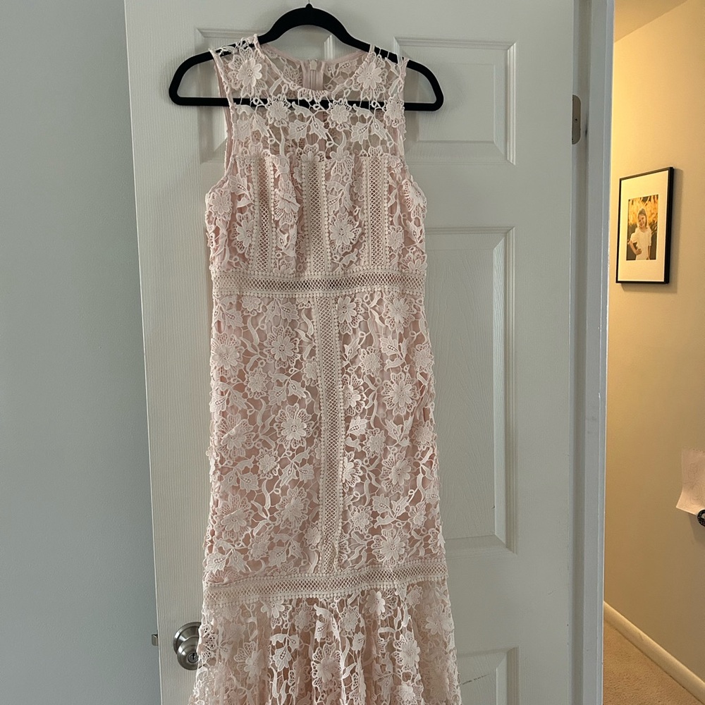 Elegant Lace Sleeveless Dress - Pink